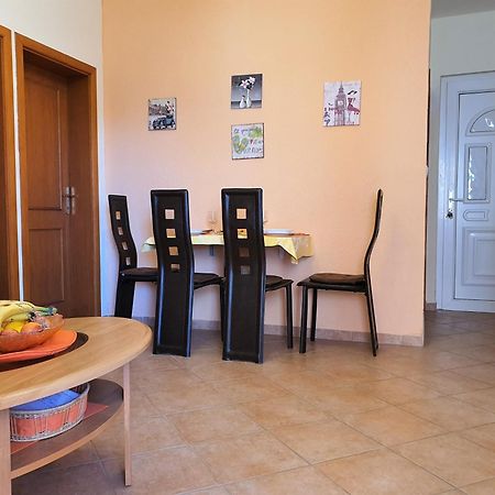Apartments Coral Novalja Pokoj fotografie